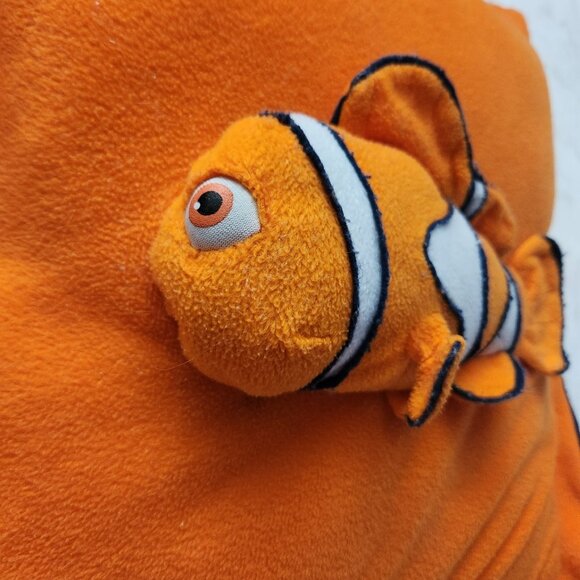 Finding Nemo 3D Plush Decorative Square Pillow 18" x 20" - Picture 4 of 6